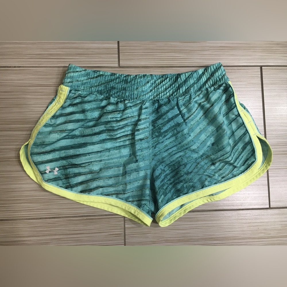 Under Armour Women’s Activewear Shorts Green/Yellow XS